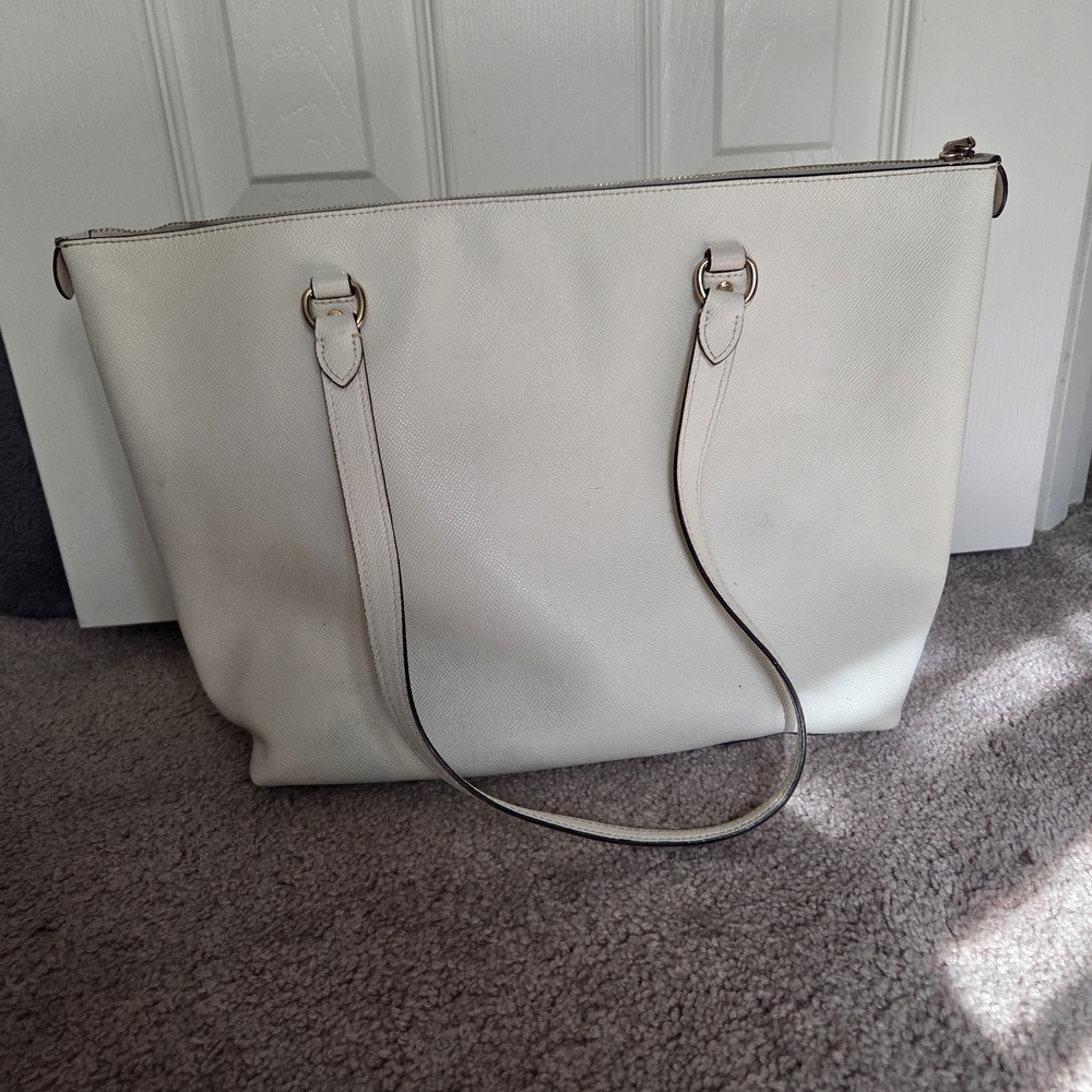 COACH Cream Leather Tote with Gold Hardware - Picture 4 of 5